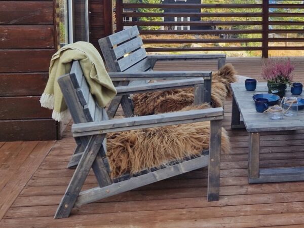 Large_1400-1400_Tinde tre stol til hytte Tinde loungesett i heltre