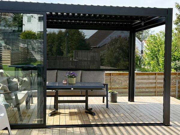 Pergola zip vegg | Sørøya | 370×218 | sort