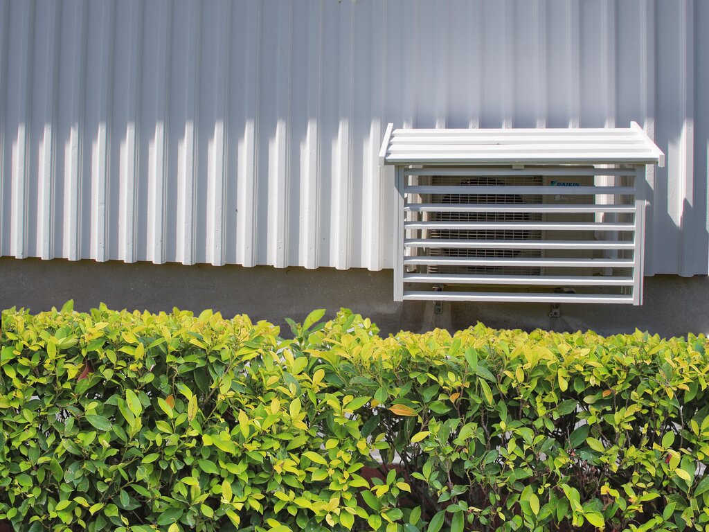 Varmepumpehus hvit - Bilde 1