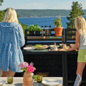 Holly utekjøkken m/benkeplate og rygg | sort
