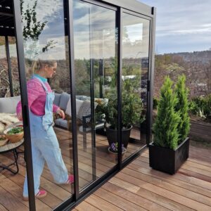Large_pergola dør 1 Pergola skyvedør | Sørøya | 270x218 | sort