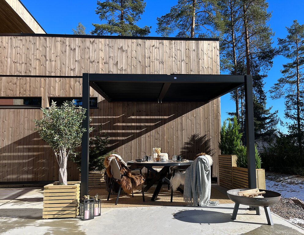 Pergola veggmontert | Sørøya | 3x4m sort - Bilde 1