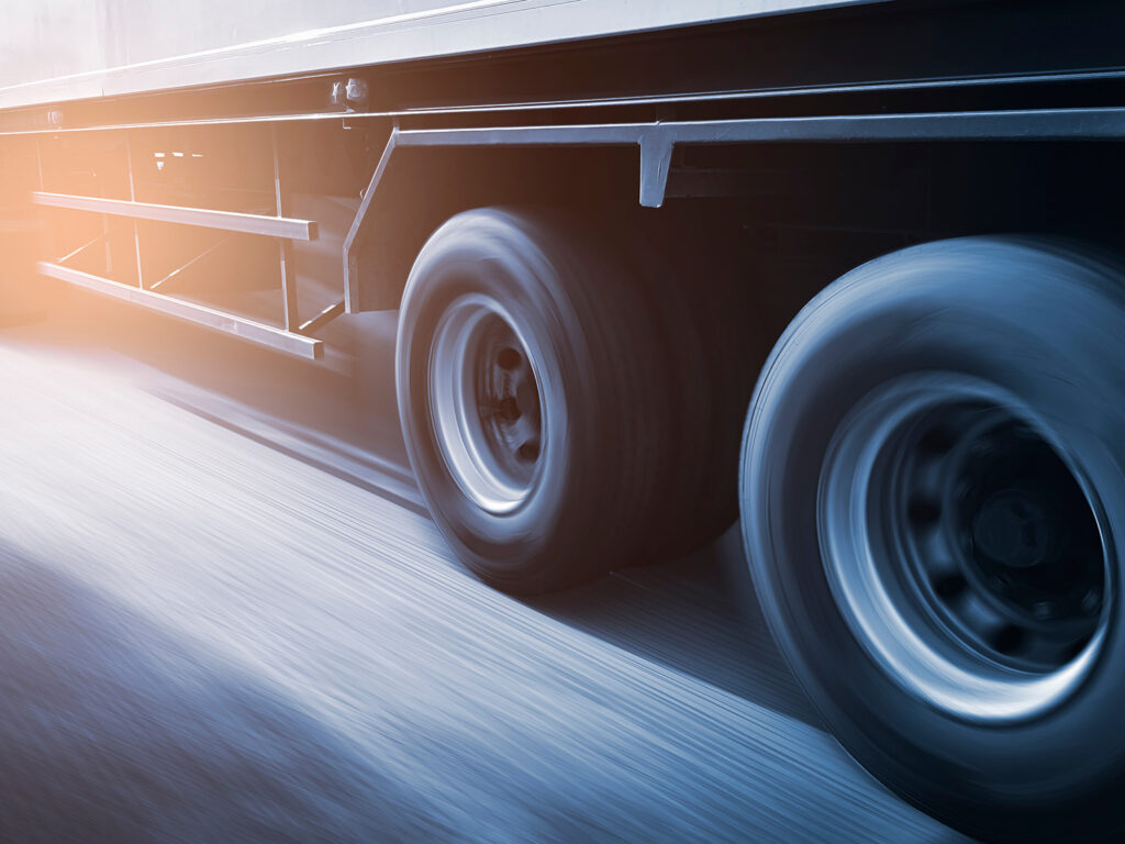 nærbilde av hjul til lastebil